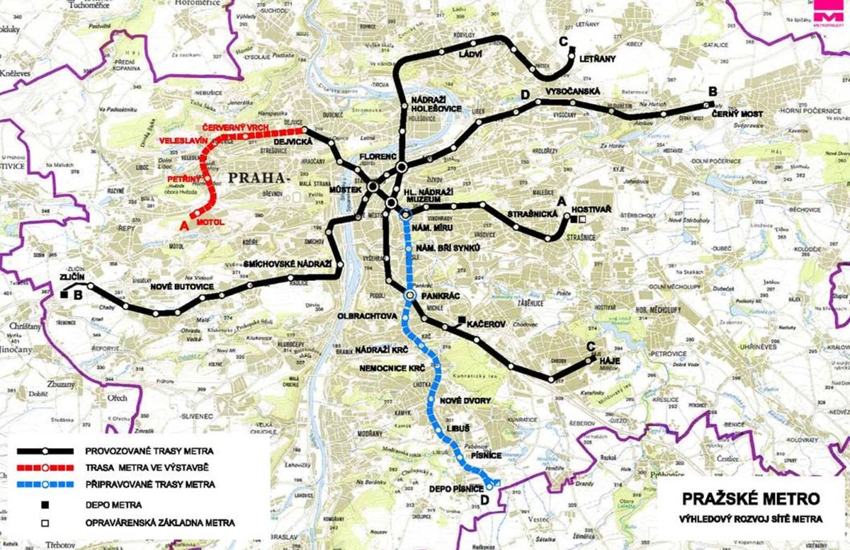 A prágai D-vonal (kékkel jelölt) eredetileg tervezett nyomvonala (forrás: domaci.ihned.cz)