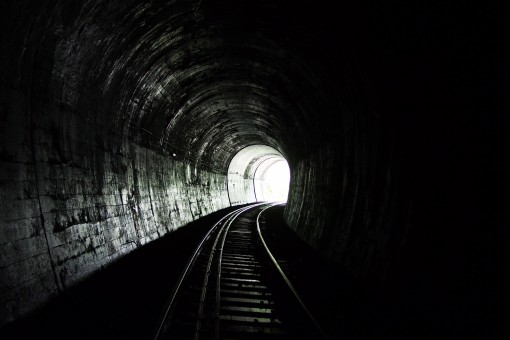 Látható-e a fény az alagút végén?