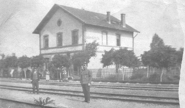 Kutasipuszta felvételi épülete egykoron (forrás: vasutallomasok.hu)