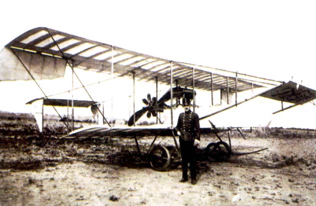  Lányi Antal kétszemélyessé átalakított, Farman III típusú biplánja (Fotók: AeroNews archív)