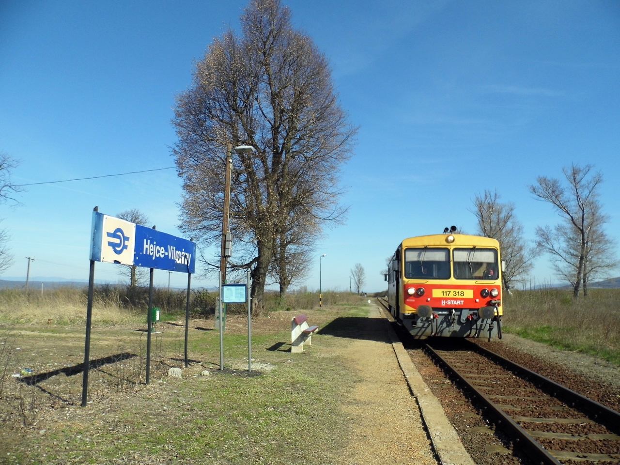 Zemplénben is elindult a tavasztól őszig hétvégenként közlekedő, délelőtti kirándulóvonatpár (a szerző felvétele)