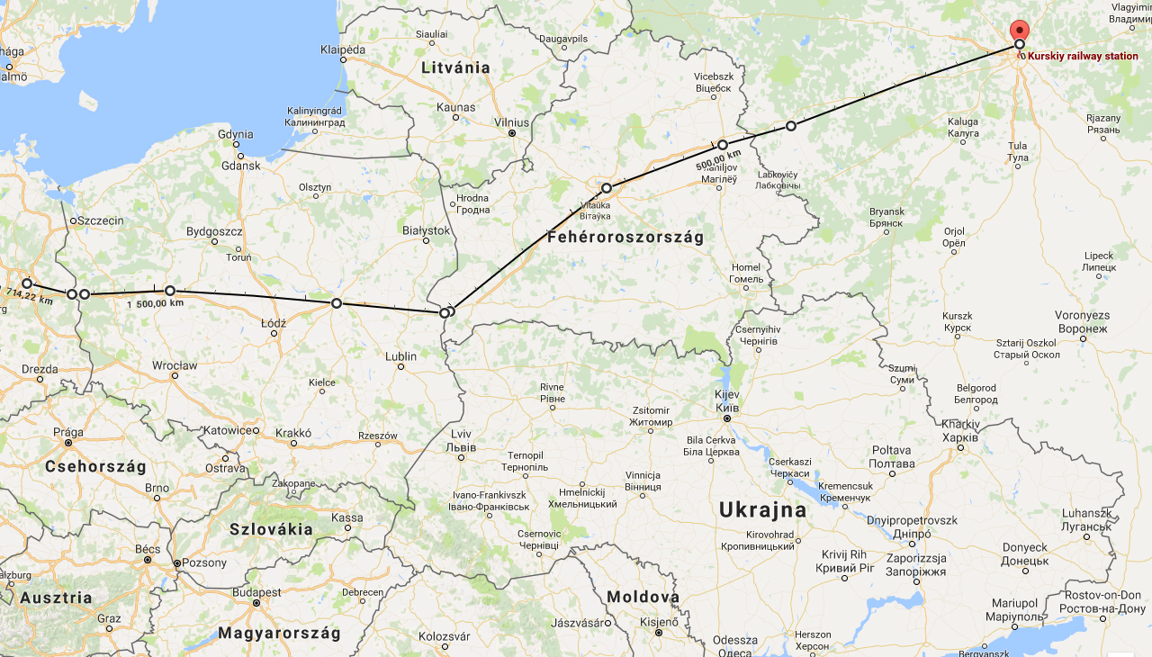 Hevenyésztett térkép a Google Maps segítségével, körülbelüli útvonallal, jelezve az állomásokat
