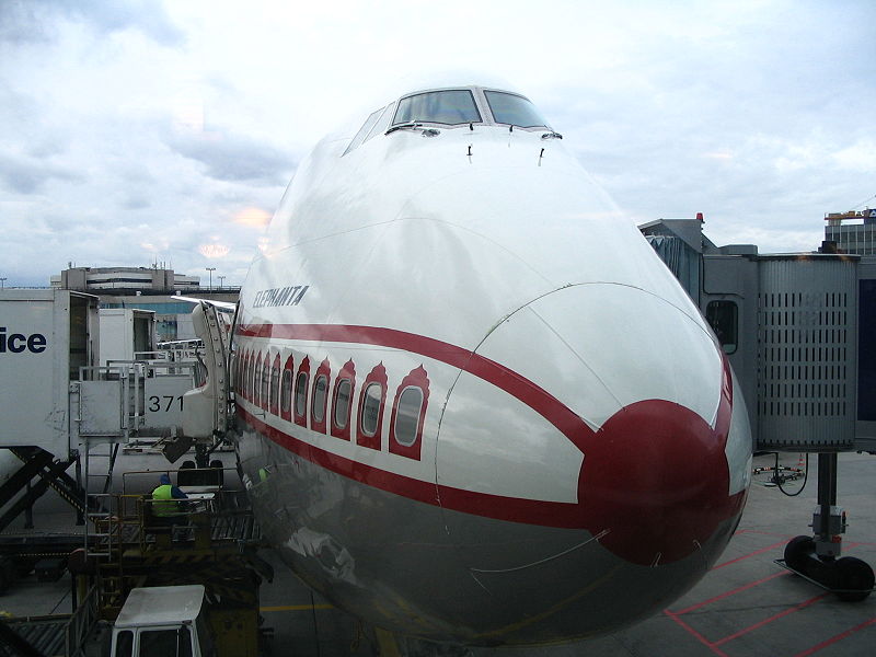 Minden nagy reptéren régi ismerősök a festett ablakú Air India gépek