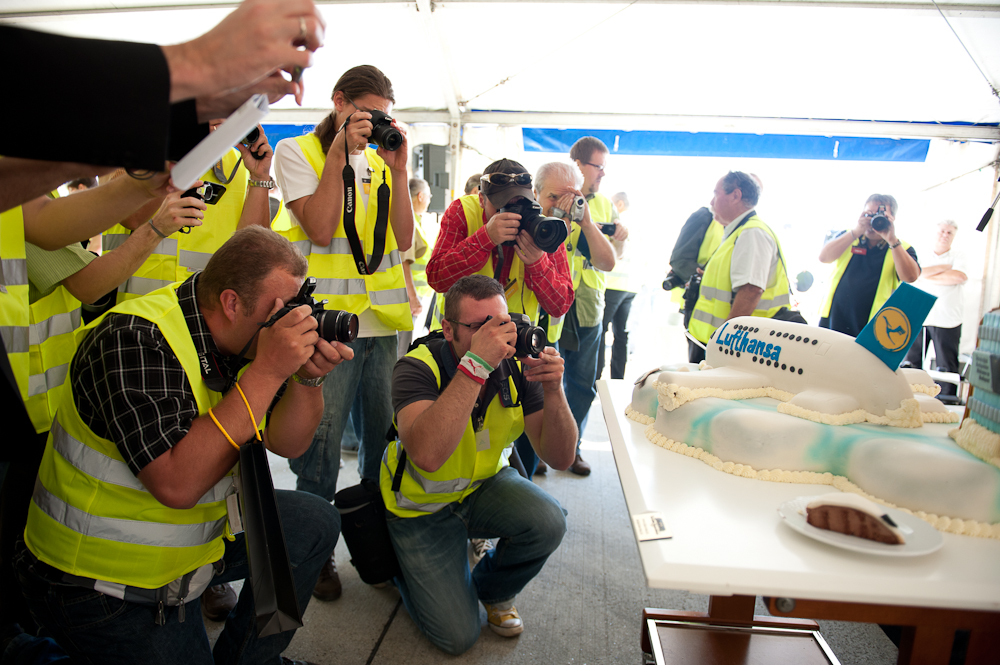 A380 – először csak tortaként érkezett. A galériában Somogyi-Tóth Péter fotói