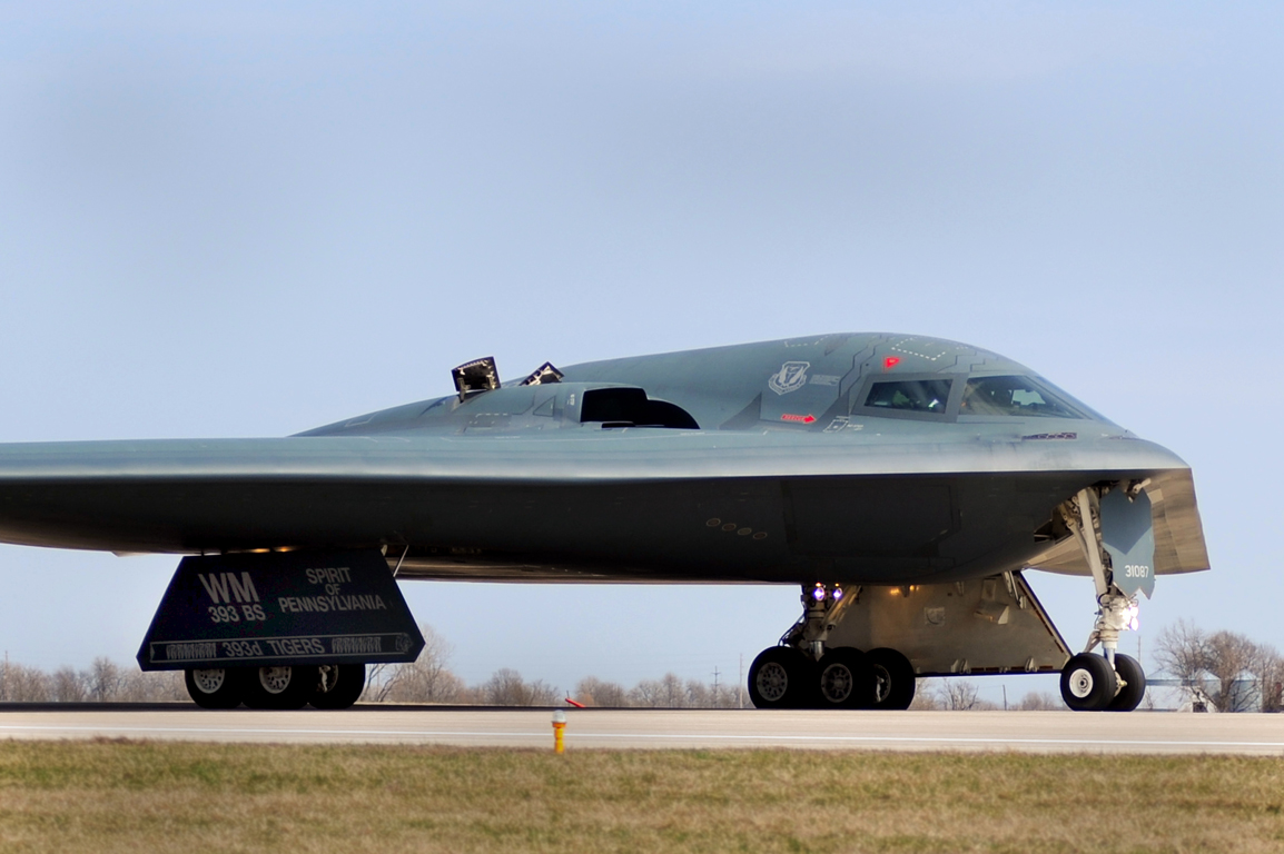 B-2 Spirit: rég volt látható, most ráadásul nemcsak áthúz, hanem ki is lesz állítva Fairfordban <br>(fotó: Air Force Magazine)