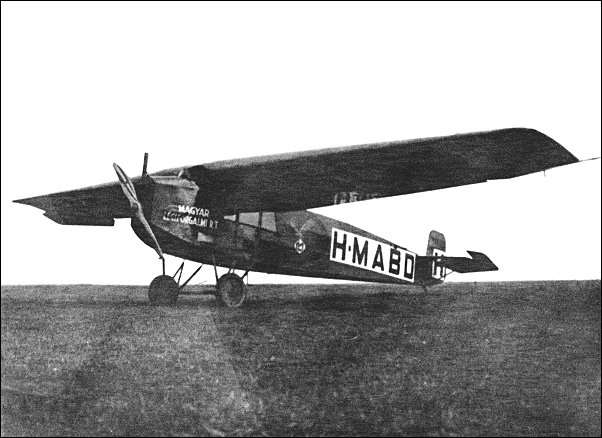 Az első Fokker csak öt utast szállíthatott, de a társaság kapacitását így sem sikerült kihasználni <br>(fotók: europeanairlines.no)