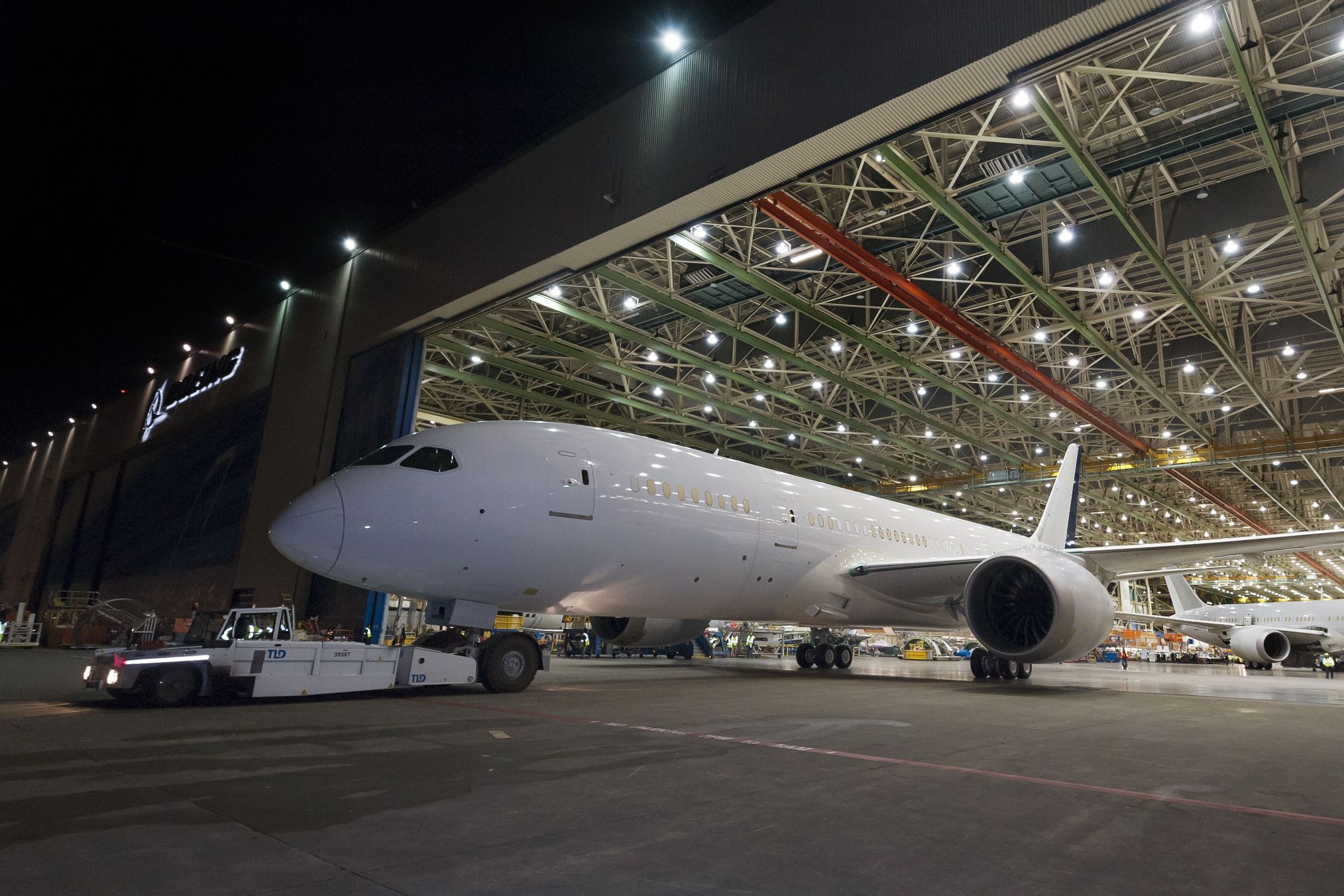 A havi tizes gyártási rend első, ugyancsak szép példánya az Aeromexico flottájában szolgál majd