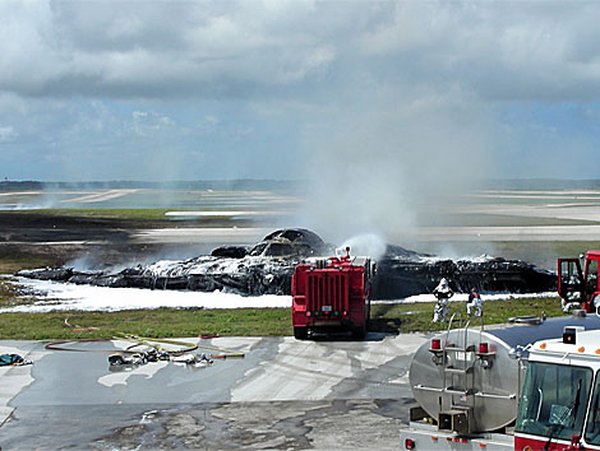 Az első és (eddig) utolsó gépvesztéssel járó baleset Guam szigetén