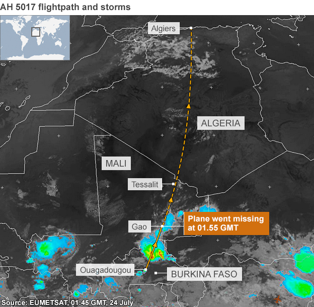 Műholdkép a gép útvonaláról és a mali határkörzetben lévő vihargócról