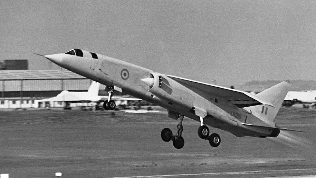 Az első repülés, 1964. szeptember 27, Boscombe Down