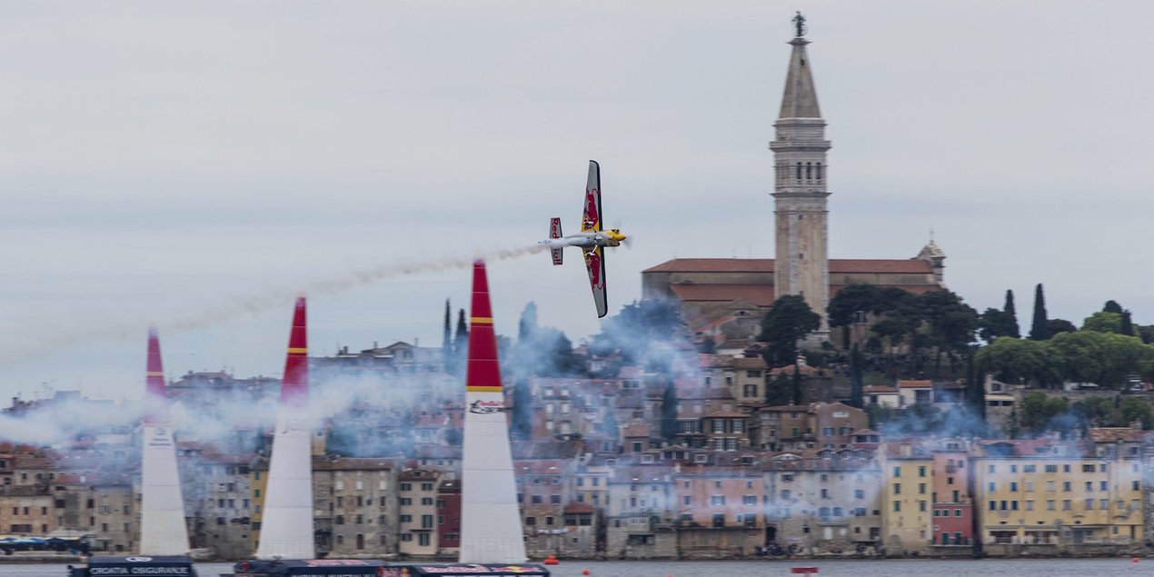 A tavalyi horvátországi verseny (fotók: Red Bull Air Race)