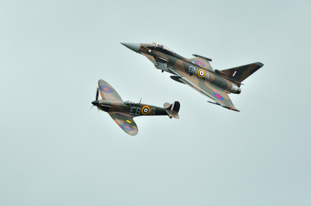 Spitfire és Typhoon