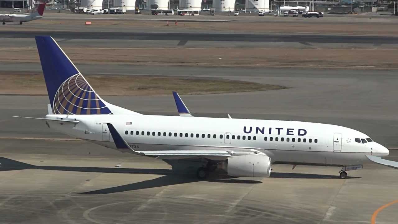 737-700-as: a United a meglévő típushoz rendelt friss példányokat