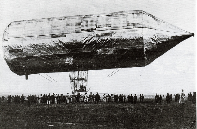 A Zeppelinek őse, Schwarz kormányozható merev léghajója