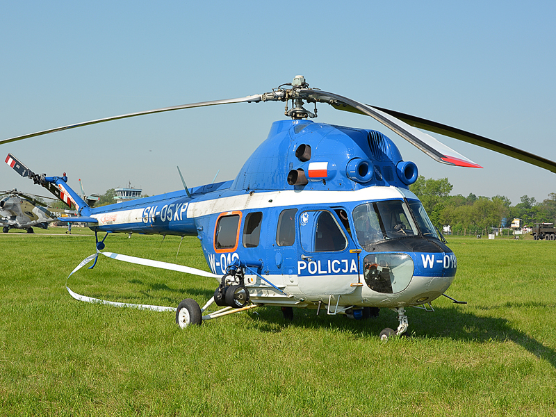 A lengyelek is használták a típust rendőrségi helikopterként