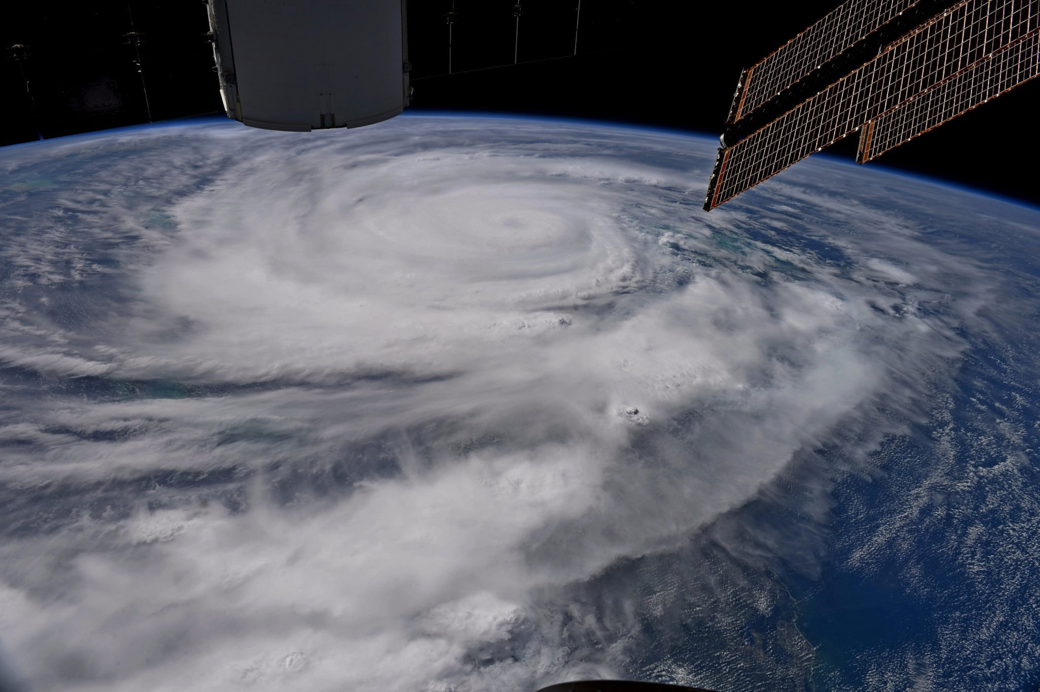 Irma képe az ISS fedélzetéről: az eddigi legerősebb ismert hurrikán