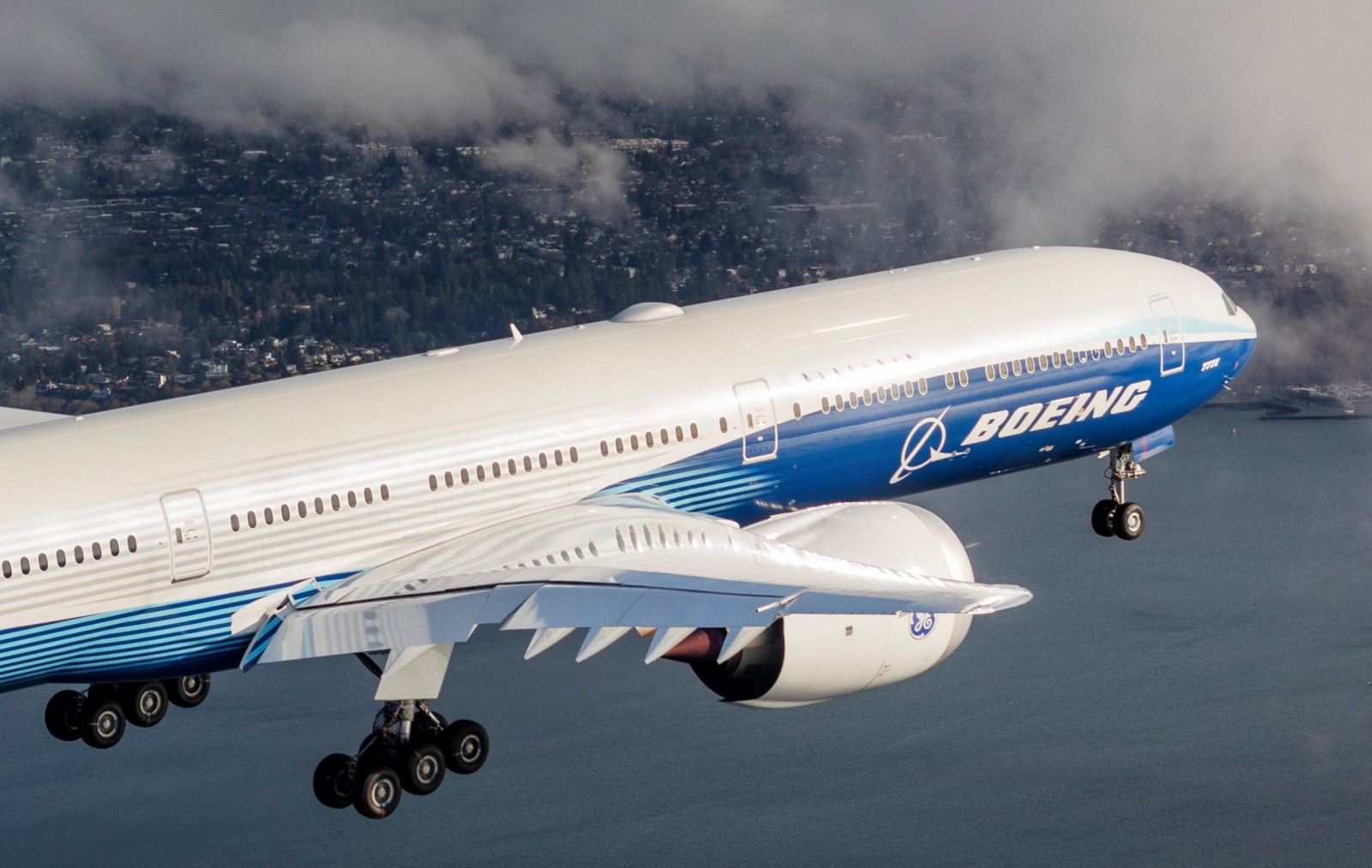 A felvételek az első repülés során készültek<br>(fotók: Boeing)