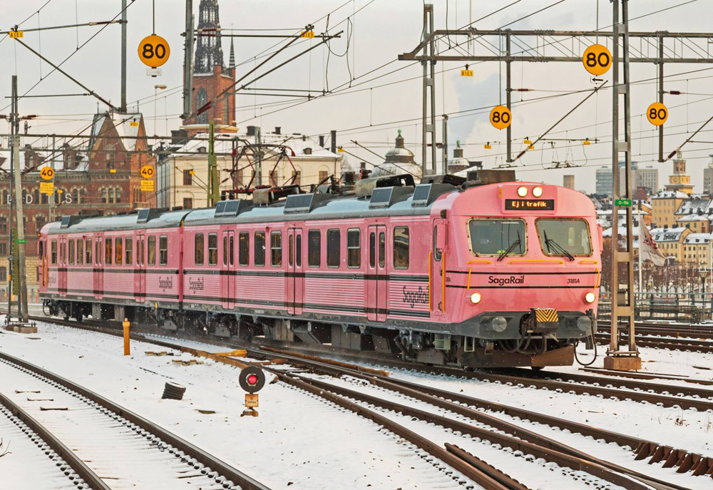 A Saga Rail egyik járata Stockholmban (forrás: reddit.com)