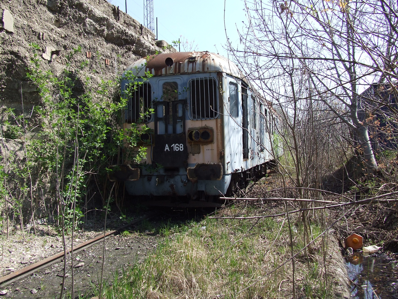 Ehhez hasonló képeket várunk: az A168-as már 2007. ‎április ‎5-én javában haldoklott (fotók: Garai Szakács László)