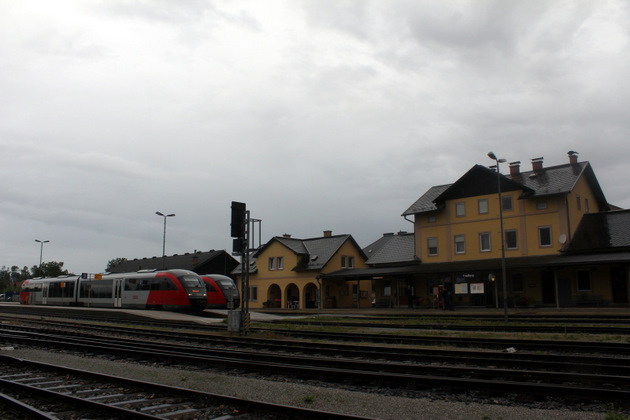 Friedbergban át kell(ett) szállniuk a vonattal érkezőknek Bécs, Bécsújhely vagy Grác felé