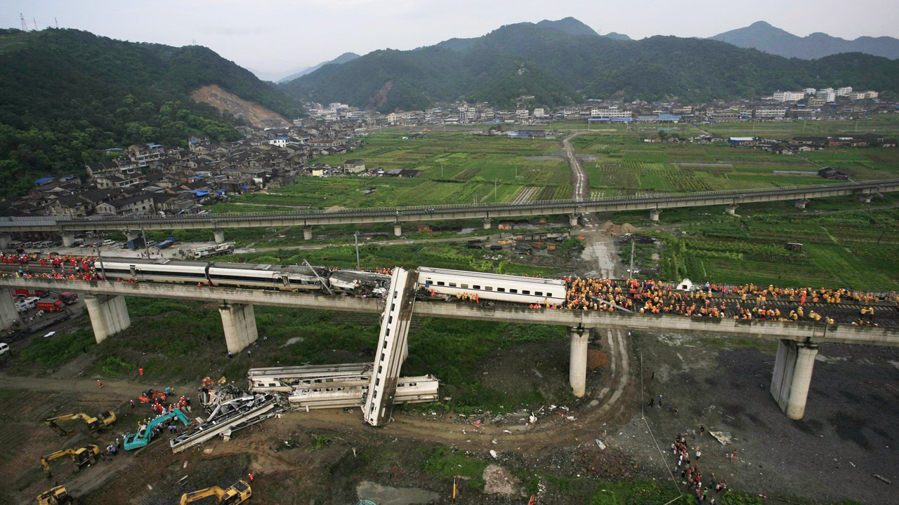 Ez a baleset kegyetlenül megtépázhatja a kínai vasútiparba vetett bizalmat<br>(kép: China Daily)