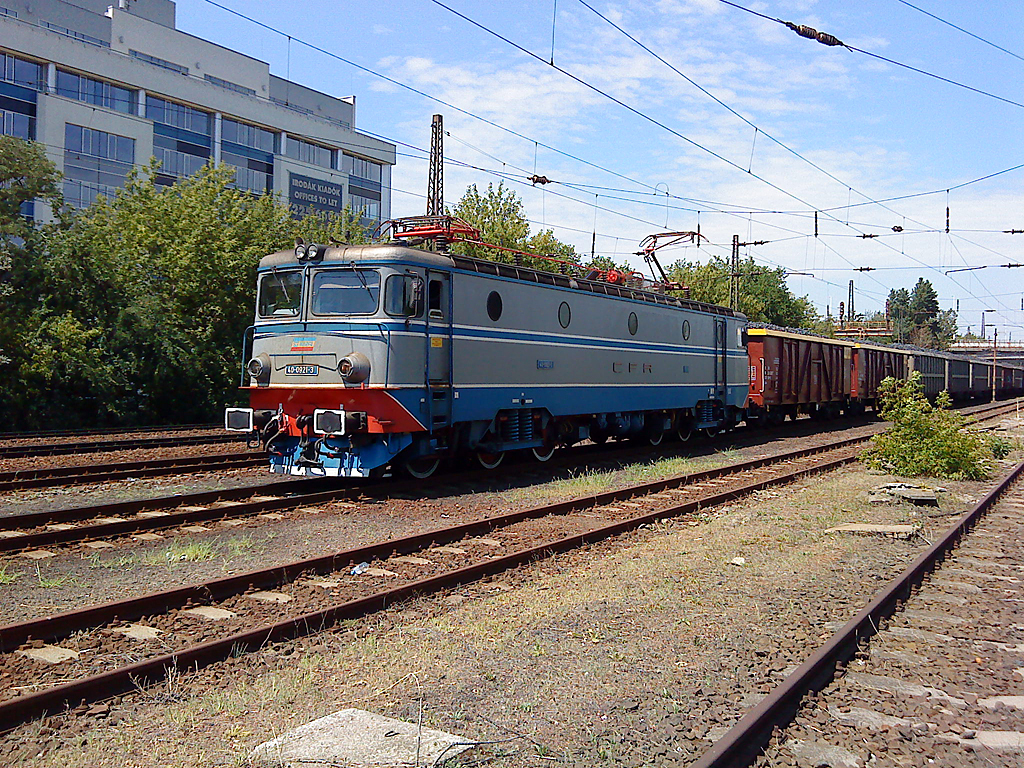 CFR Mărfă festés, de a gép jelenleg a PSŽ vonatait húzza<br>(fotók: Janka Bence)