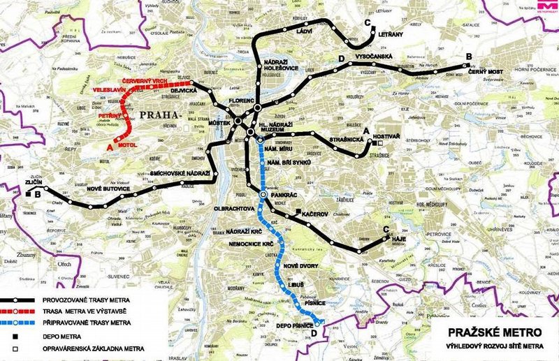 A prágai metróhálózat jelenleg (pirossal A vonal bővítésének iránya és megállói, kékkel az új D vonal eredeti, teljes hosszában)<br>(térkép: DPP)