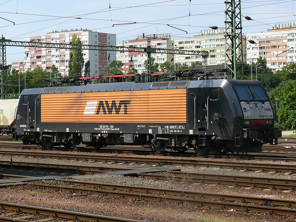 Az Ostrava–Dunaújváros vonatokat továbbító, bérelt Negró Kelenföldön<br>(Kemsei Zoltán felvétele)