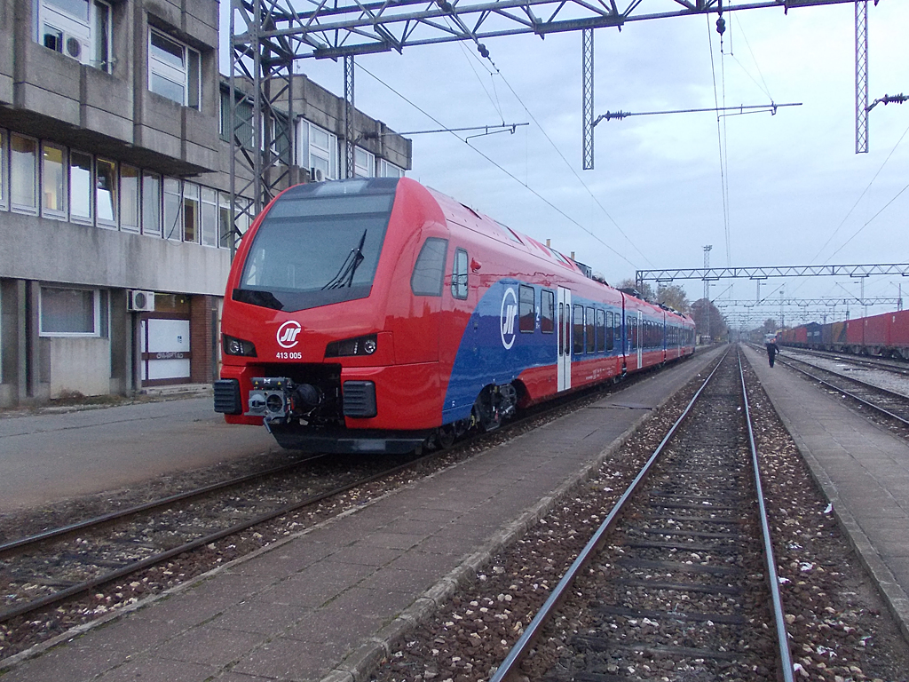Újabb tizennyolc villamos motorvonatot vásárolhat a Szerb Vasút, a pénz hitel formájában már megvan rá (fotó: Tripolszki Dalibor)