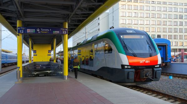 Újabb tíz Flirtöt rendelt a belorusz nemzeti vasút BC a Stadlertől, ezzel huszonnyolcra bővül a flotta (fotó: IRJ)