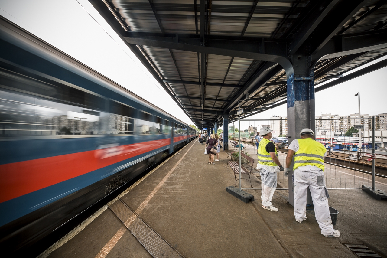 Ötven, a legforgalmasabb vonalakon található állomást és megállóhelyet újít fel a MÁV 2023-ig (fotó: MÁV Zrt.)