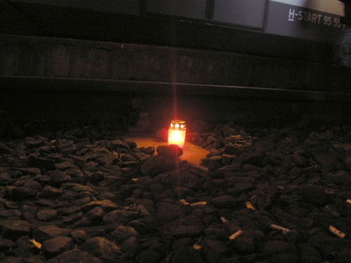 09