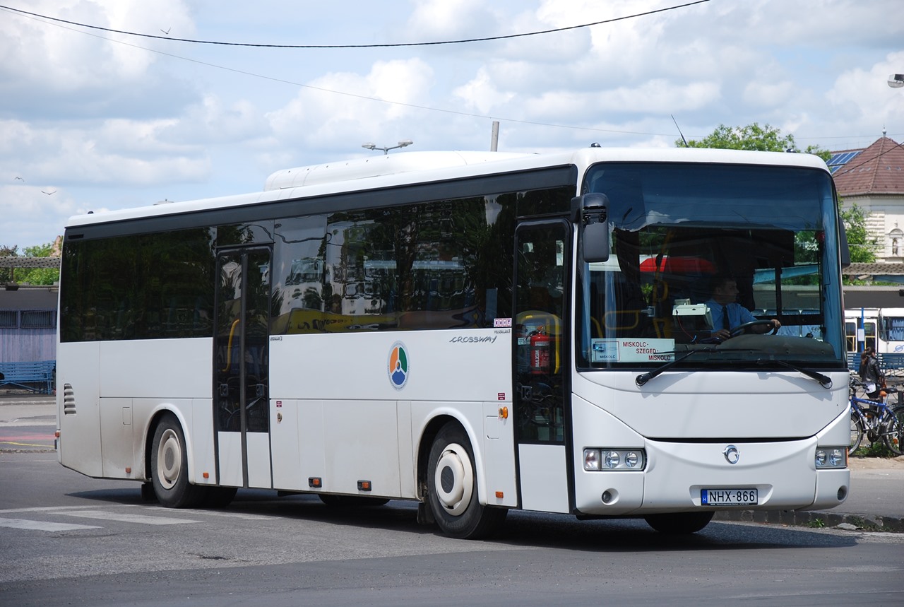 ÉMKK állományába tartozó Irisbus Crossway a Miskolc–Szeged járaton (a képre kattintva galéria nyílik, a külön nem jelölt képeket Bohus Dávid készítette)