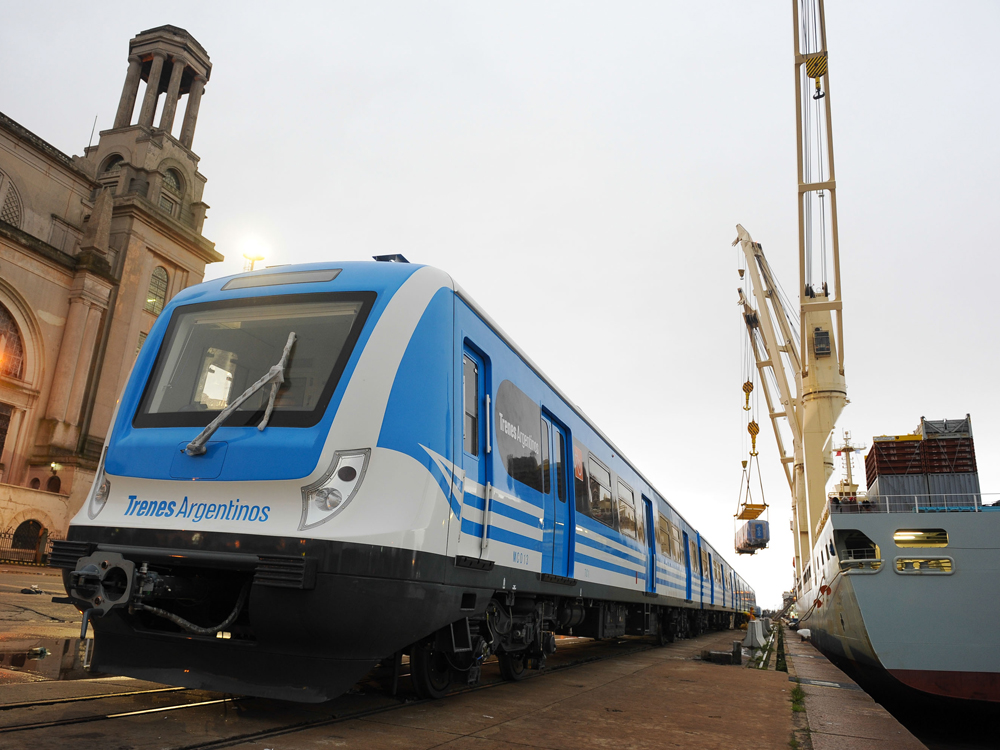 A Sarmiento-vonal után a Mitre-hálózaton is új, kínai motorvonatokkal cseréli le igencsak koros elővárosi szerelvényeit Buenos Aires<br>(forrás: Railway Gazette)