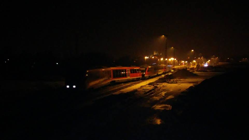 A kisiklott vonat Harmati Marcell felvételén