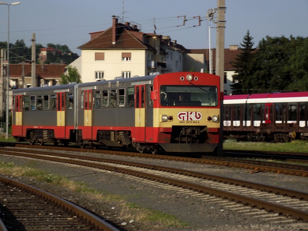 A GKB iker motorkocsija: gyártotta az Alstom német gyárává vált Linke-Hoffmann Busch, az osztrák magánvasúton kívül csak a Frankfurt-Königsteiner Eisenbahn és a Hamburg-környéki AKN vett belőle