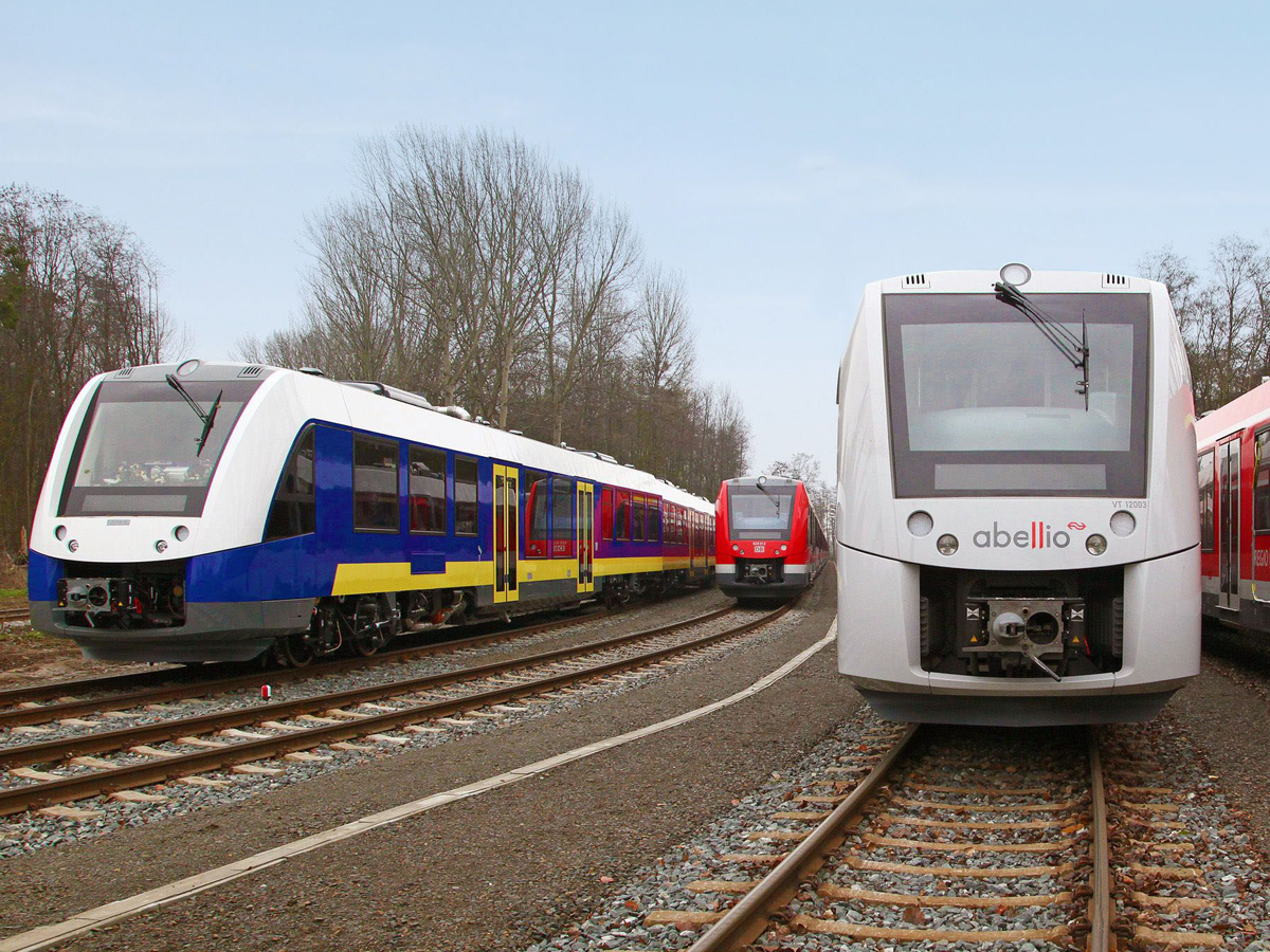 A Netinera-leány Regentalbahn a 2011 végén a lengyel Pesától rendelt tizenkét Link-motorvonat helyett a társaság által jelenleg is tucatszám használt, a felvételen is látható LINT-et szerez be az Alstomtól az Oberpfalzbahnra<br>(fotó: Railway Gazette)