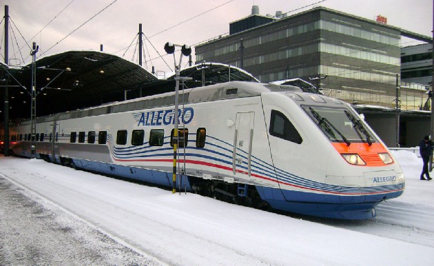 A Finn Vasutak (VR) egyik Allegro vonata Helsinkiben. Lehet, hogy új útvonalakon is járnak majd?<br>(fotó: SkyscraperCity)