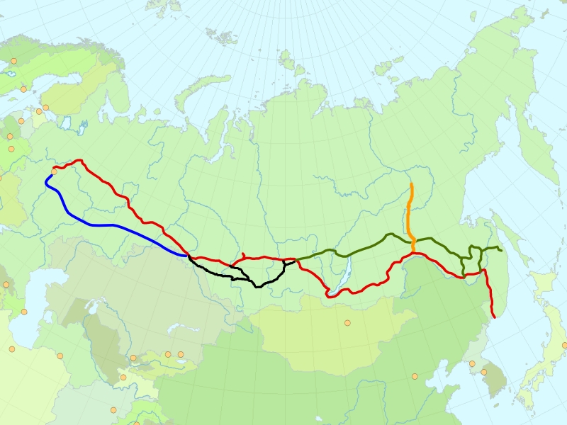 A térképen narancsszínnel jelölt Amur-Jakutszk vonal észak felé haladva köti össze a transzszibériai (vörössel) és a Bajkál-Amur (zölddel) vonalakat Jakutföld központjával, Jakutszkkal<br>(forrás: Wikipedia)