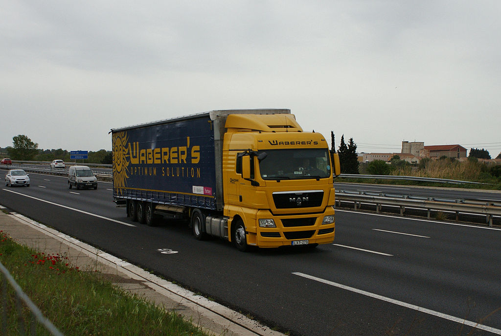 Marad a két brand. Egy Waberer's-kamion Franciaországban<br />(fotó: wikimedia.org)
