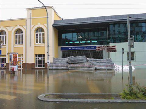 Ústí nad Labem hlavní nádraží<br>(forrás: Facebook - Omezení provozu)