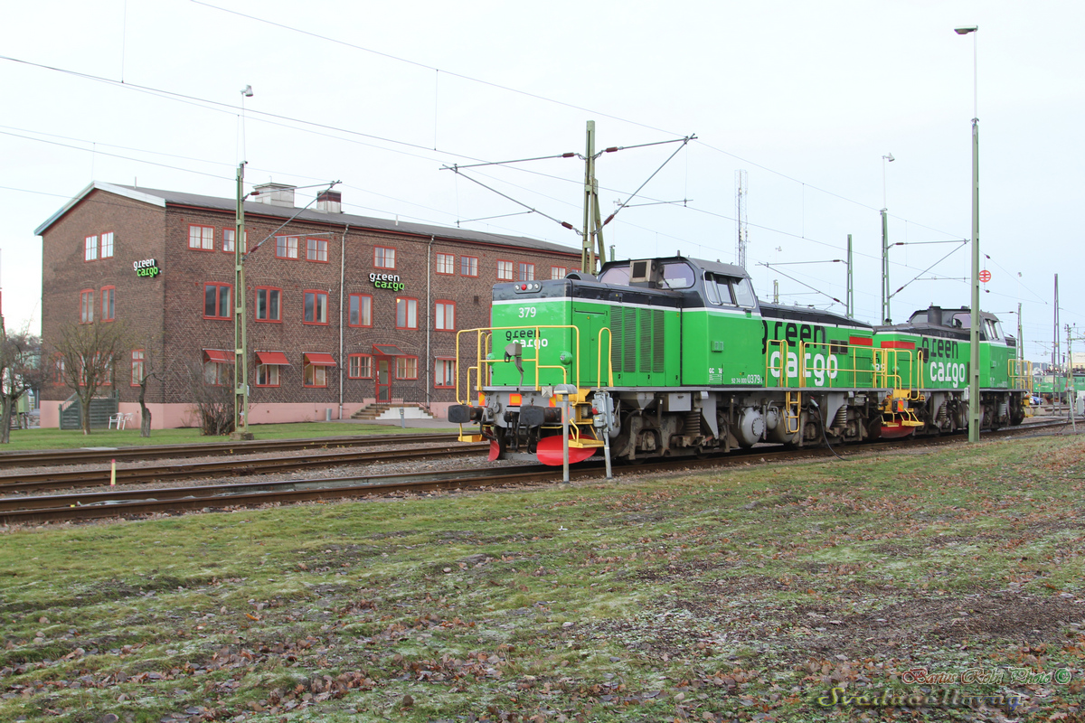Göteborg - Green Cargo </br> Előtérben két felújított Td mozdony </br> Huszonöt százalékkal kevesebb üzemanyag, tíz százalékkal nagyobb teljesítmény 