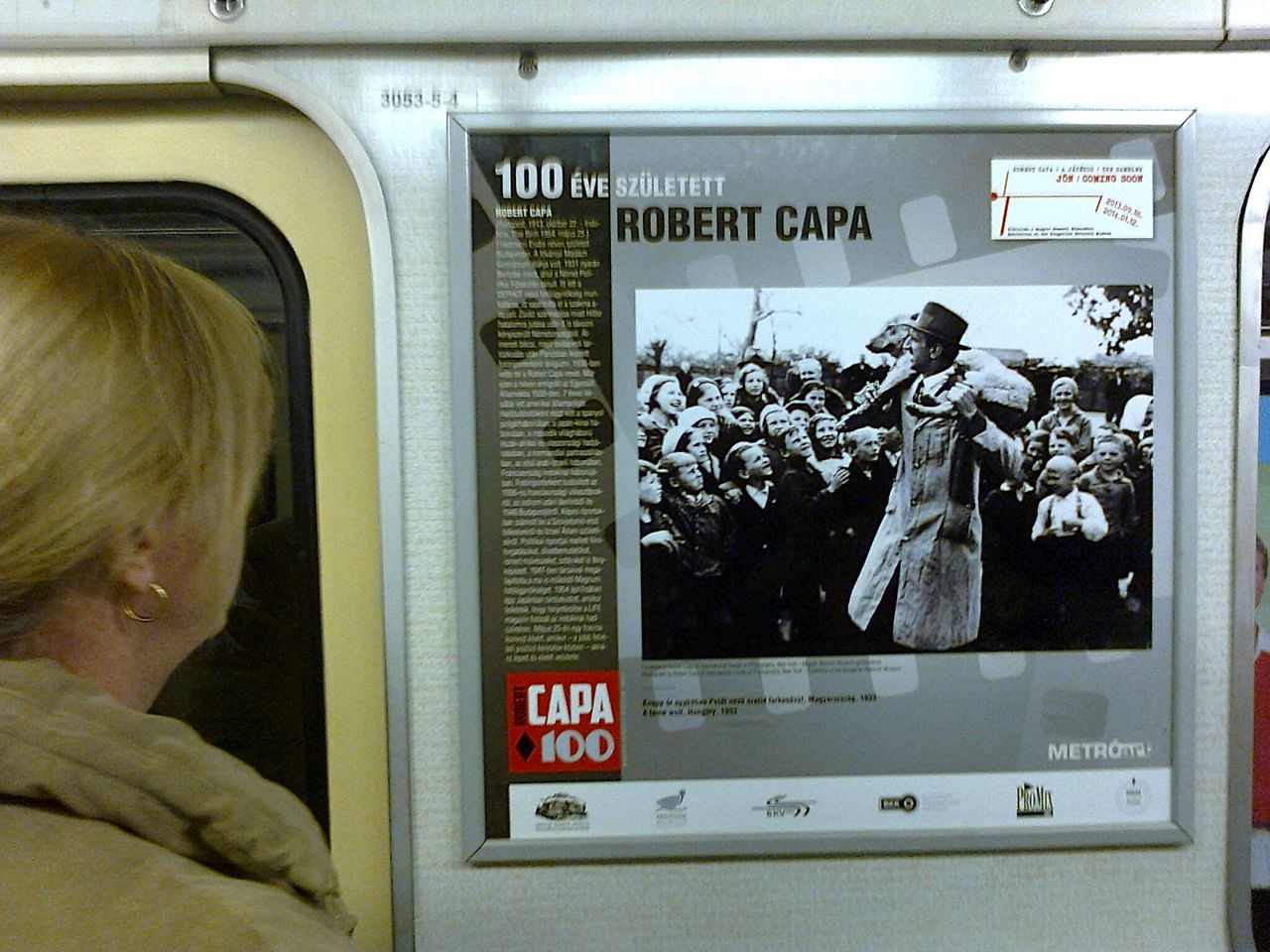 Balogh Dávid a 3-as metrón az Arany János utcánál fényképezett