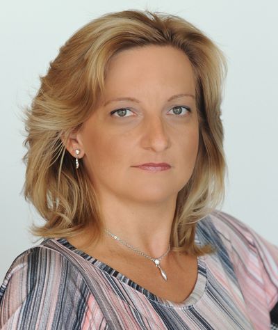 Dávid Ilona mandátumát 2015-ig meghosszabbították a CER-ben