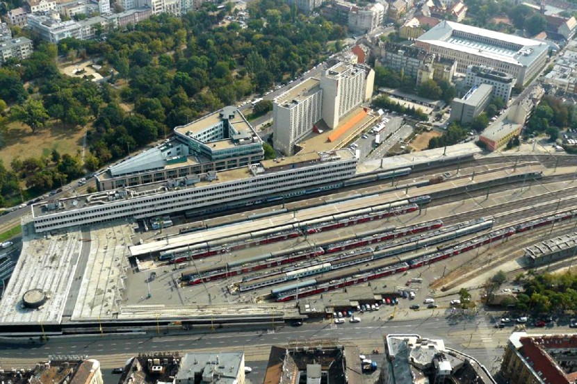 Déli pályaudvar, építész: Kővári György