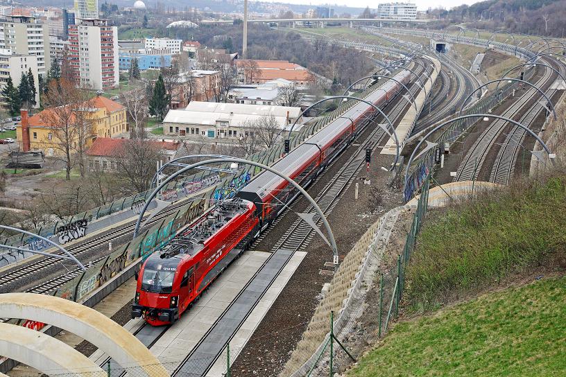Railjet-szerelvény Prágában<br>(fotó: České dráhy)