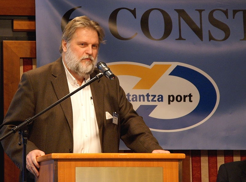 Szalma Béla a Constanţai Kikötő konferenciáján jelentette be a nagyközönségnek a kikötőszövetség megalakulását (a szerző felvétele)