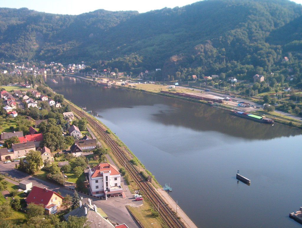 Ústí nad Labemben több kikötő is van, a képen a vaňovi látható<br>(fotó: a szerző)