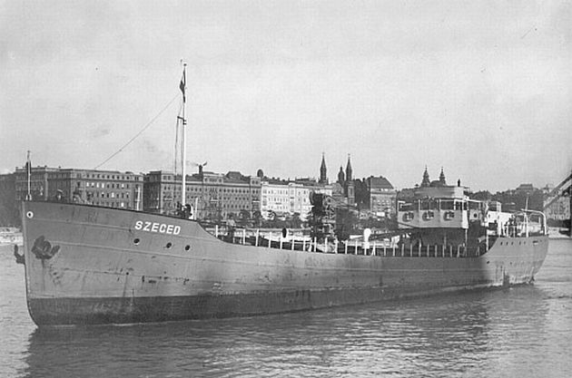A Budapestnél két évvel fiatalabb Szeged a fővárosi Duna-szakaszon az 1930-as években (fotó: Szatmári Ádám gyűjteményéből)