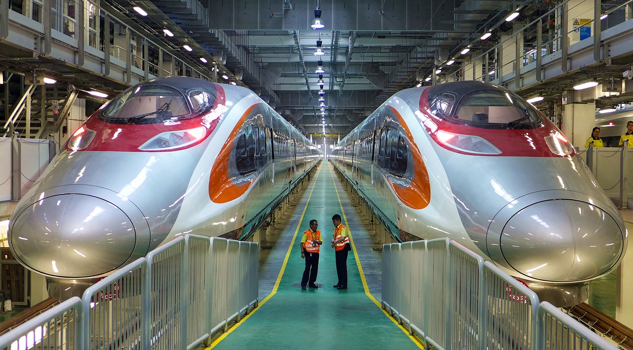 A Vibrant Express nevű szerelvények kétszázzal suhannak majd Hongkong és Sencsen között, onnan háromszázzal Kanton és Peking felé (fotó: Wikipedia)